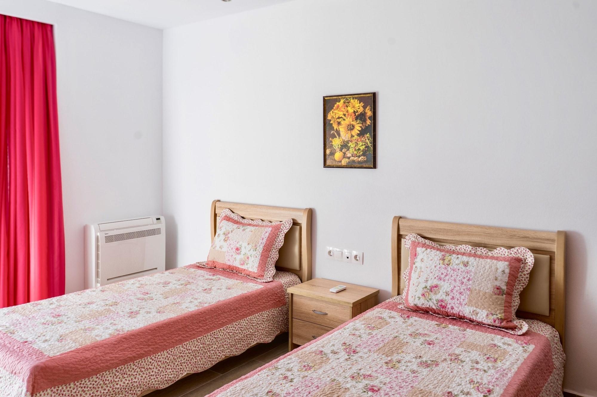 Estrella Villas Lardos Ngoại thất bức ảnh